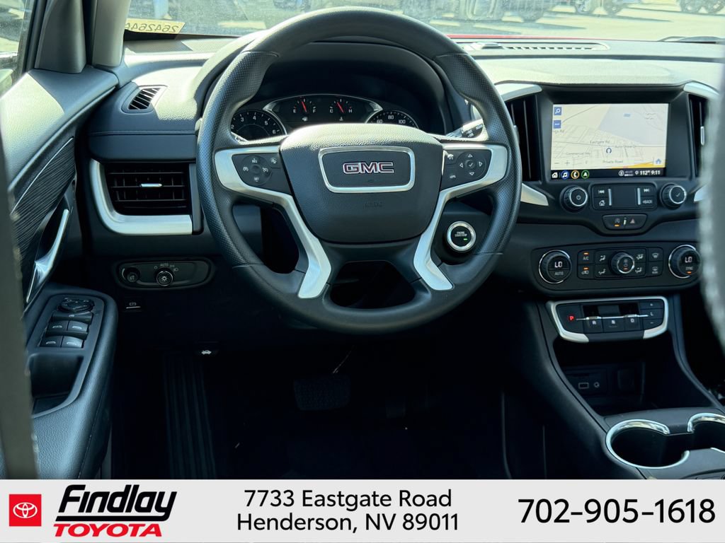 Used 2024 GMC Terrain SLE w/ Driver Convenience Package FWD image 8