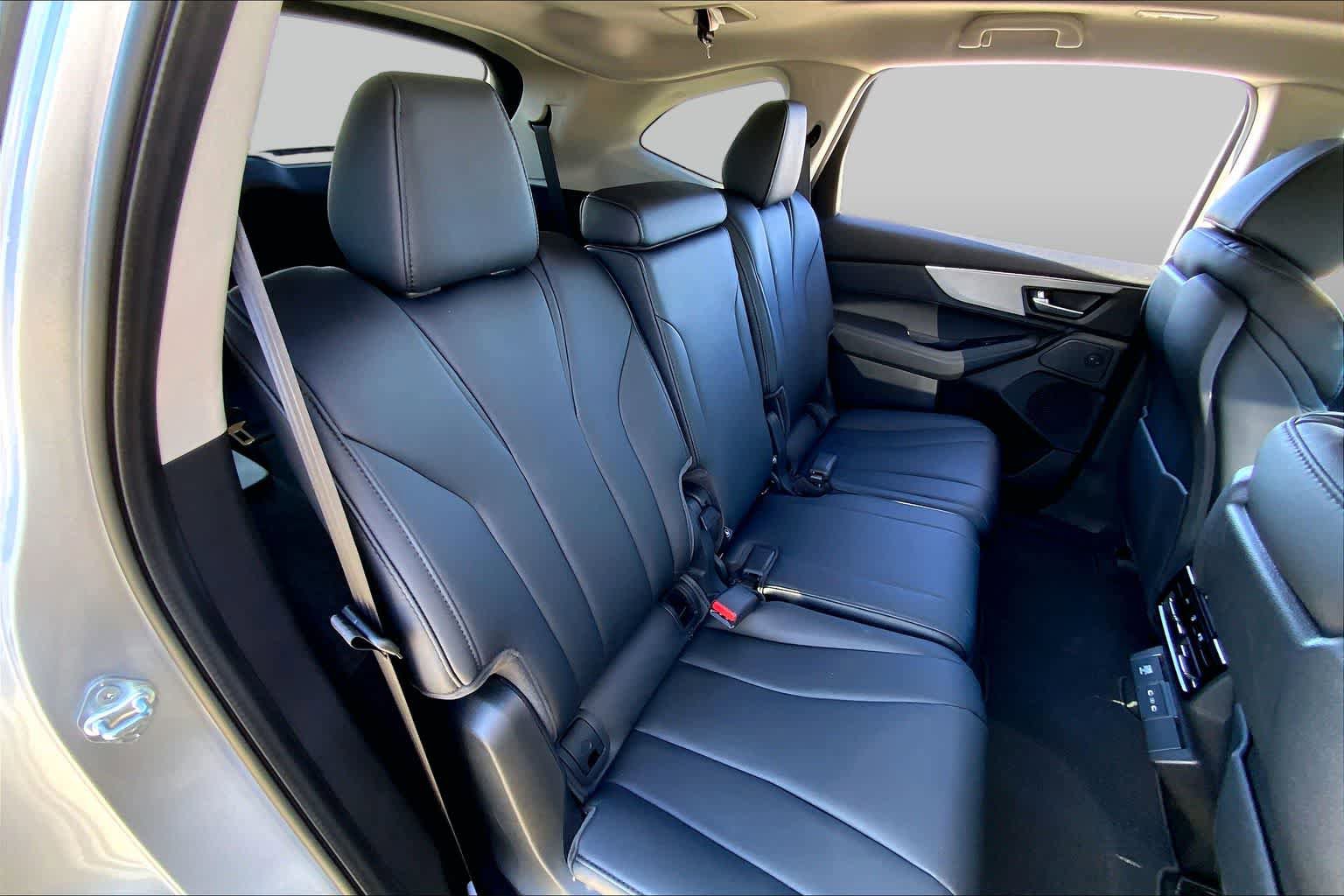 Certified 2026 Acura MDX FWD image 18