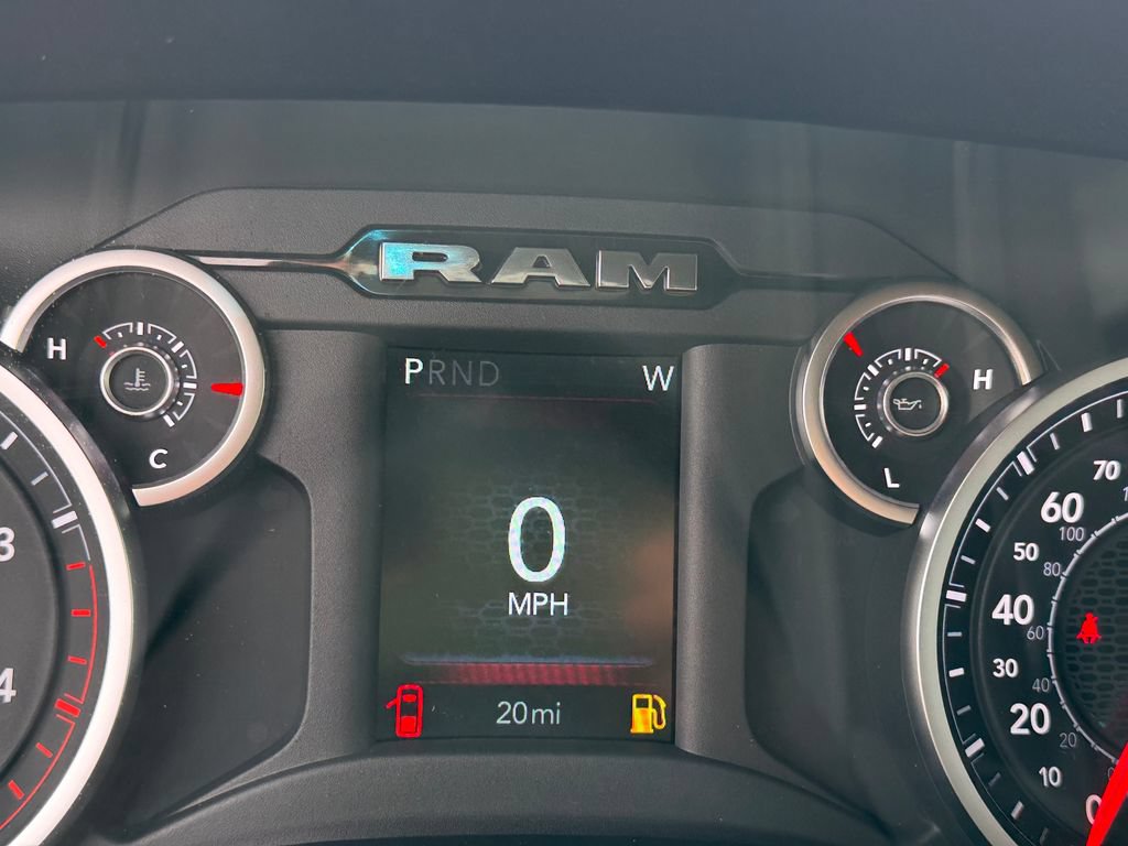 New 2026 RAM 2500 Big Horn AWD/4WD image 16
