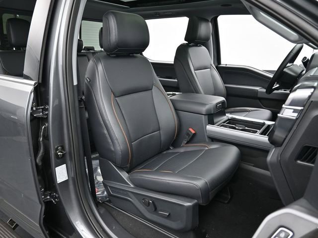 Used 2025 Ford F250 Lariat w/ Lariat Ultimate Package AWD/4WD image 26