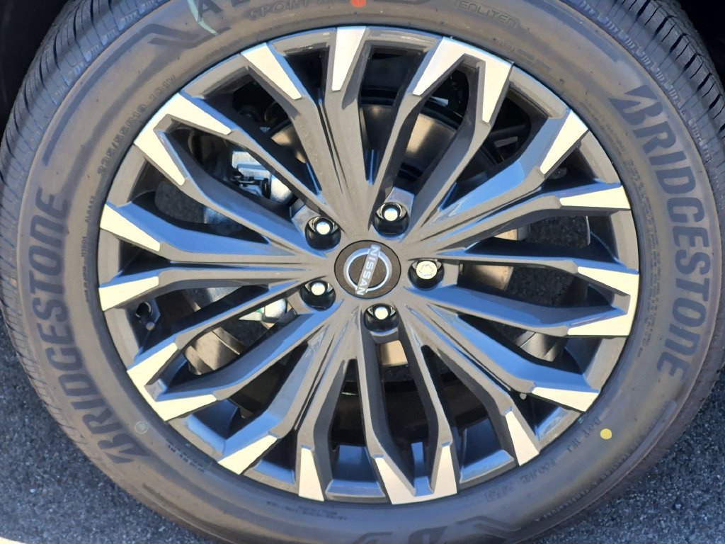 New 2026 Nissan Rogue Platinum w/ Platinum Premium Package AWD/4WD image 10