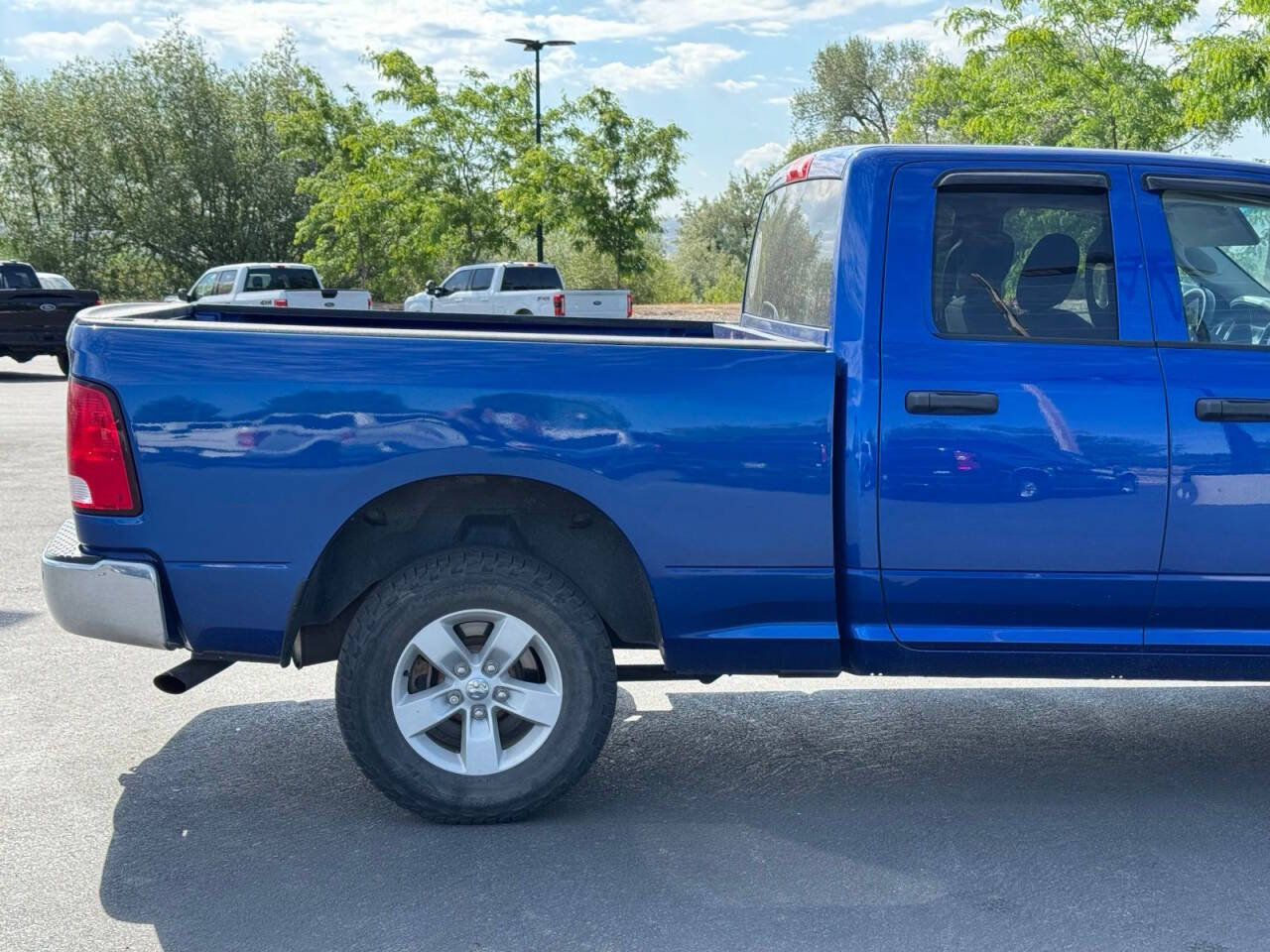 Used 2018 RAM 1500 ST w/ SXT Appearance Group AWD/4WD image 9