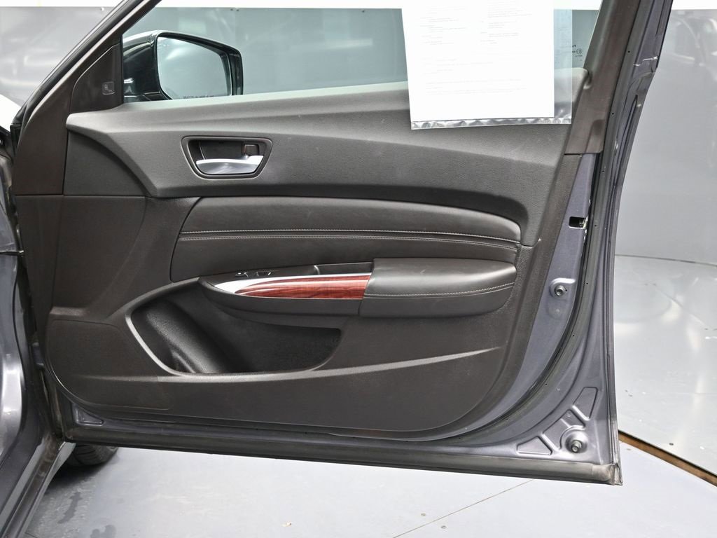 Used 2017 Acura TLX V6 SH-AWD w/ Technology Pkg image 36