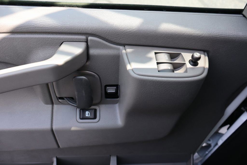 New 2025 Chevrolet Express 2500 w/ Driver Convenience Package image 17