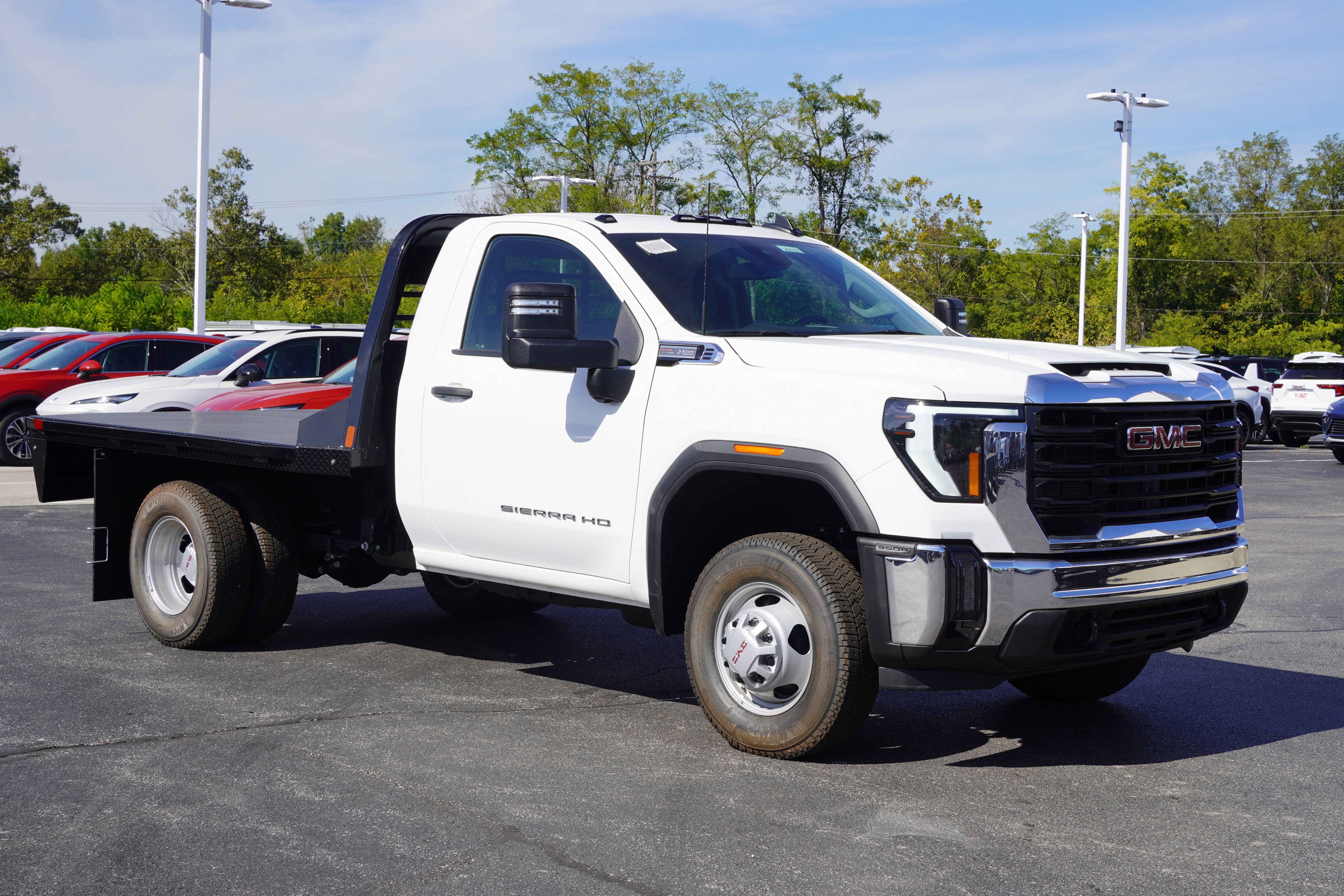 New 2025 GMC Sierra 3500 Pro w/ Convenience Package