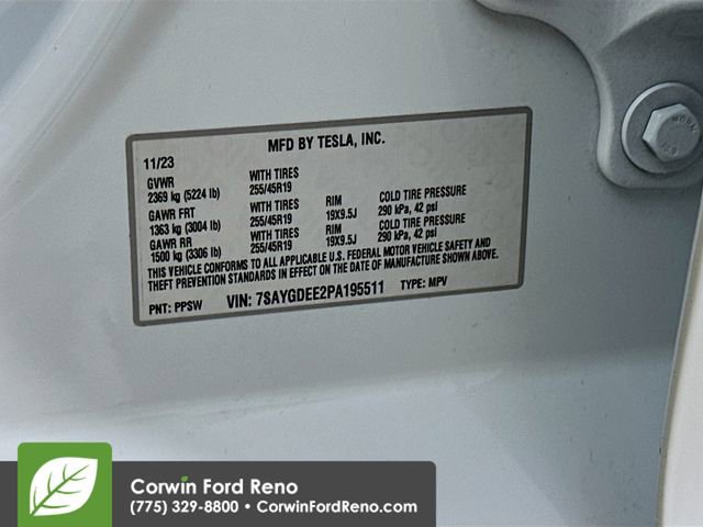 Used 2023 Tesla Model Y Long Range AWD/4WD image 31