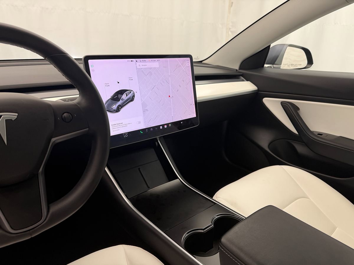 Used 2020 Tesla Model 3 Long Range AWD/4WD image 14
