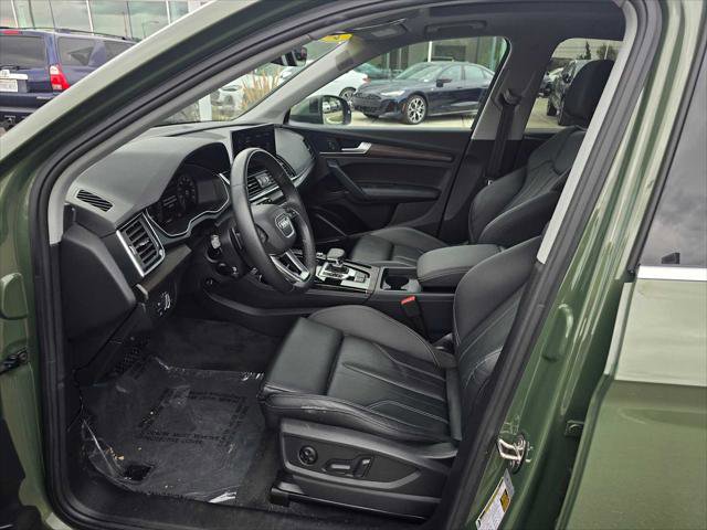 Used 2024 Audi Q5 2.0T Premium Plus w/ Premium Plus Package image 22