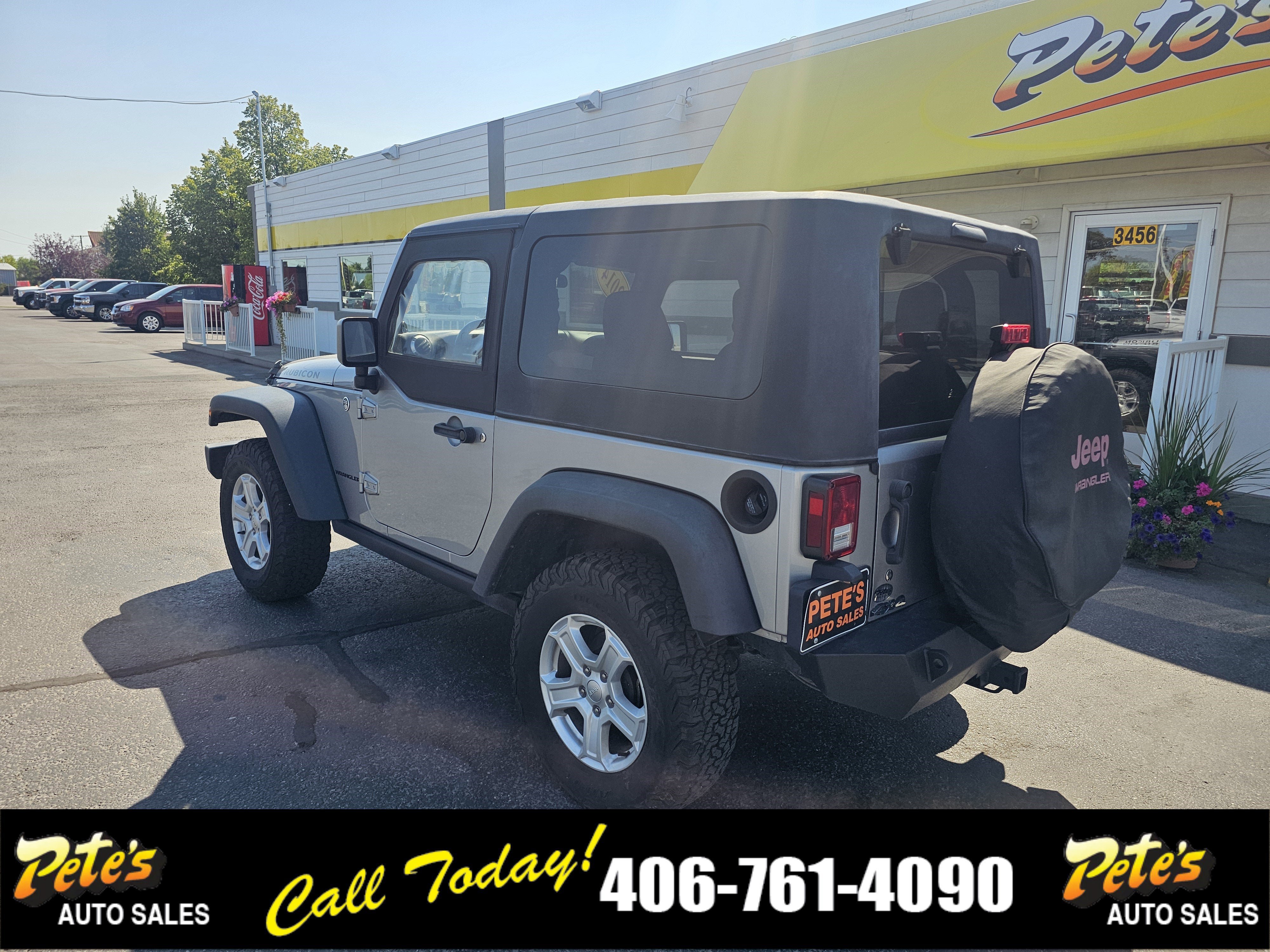 Used 2014 Jeep Wrangler Rubicon w/ Connectivity Group AWD/4WD image 2