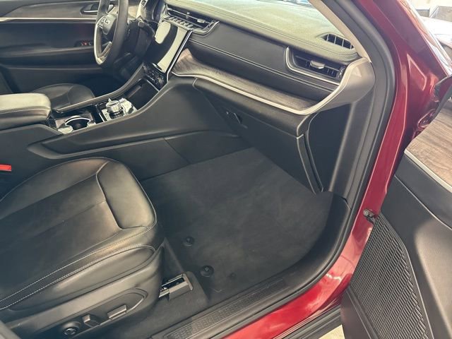 Used 2023 Jeep Grand Cherokee Limited w/ Trailer Tow Prep Group (B) image 24