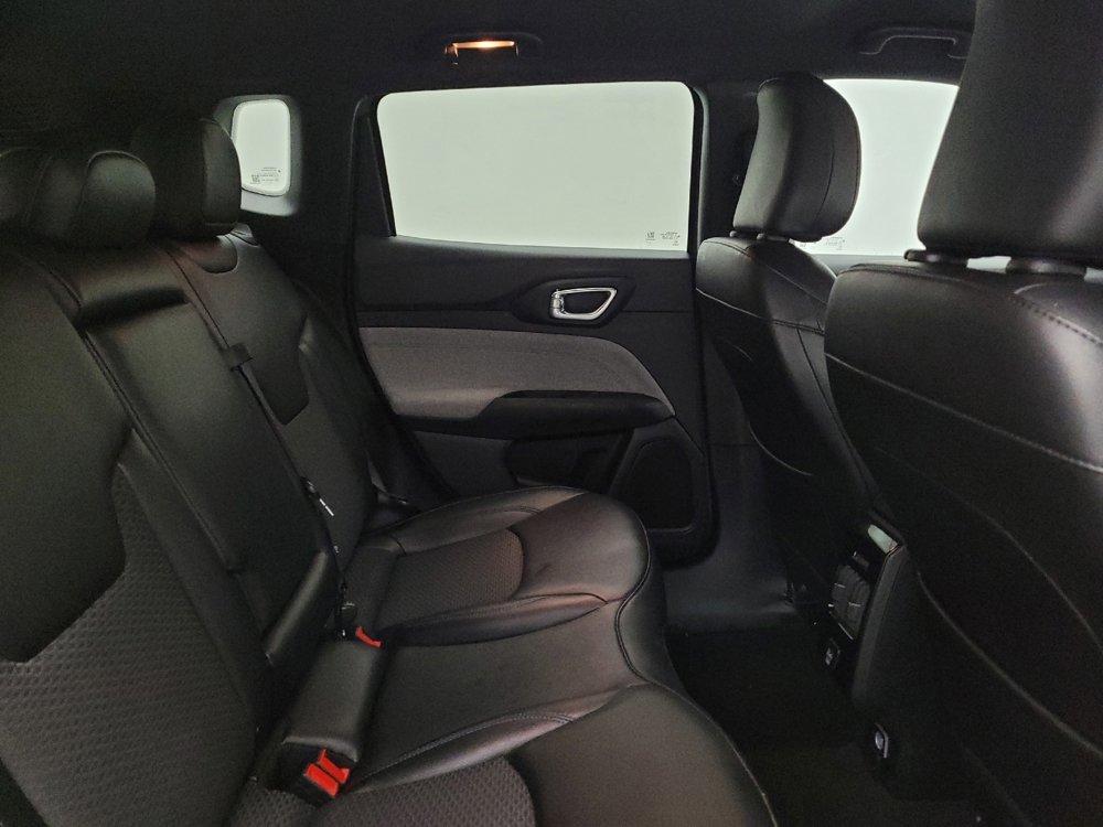 Used 2024 Jeep Compass Latitude image 19