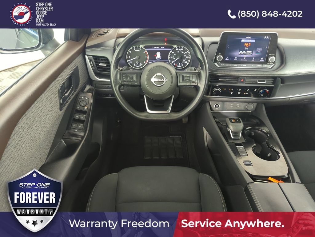 Used 2023 Nissan Rogue S FWD image 13