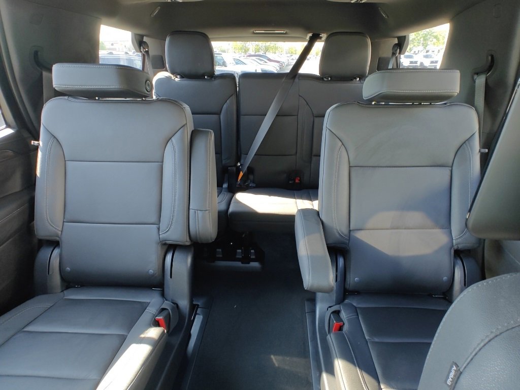 Used 2023 Chevrolet Tahoe Z71 w/ Luxury Package image 20