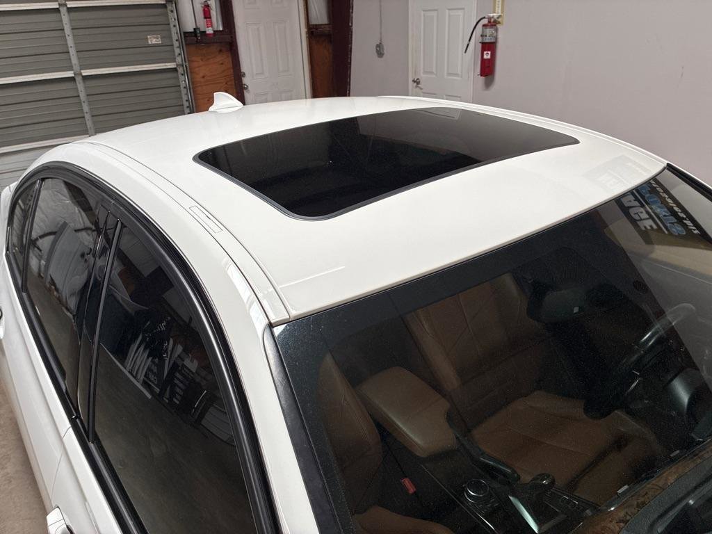 Used 2016 BMW 340i Sedan image 10