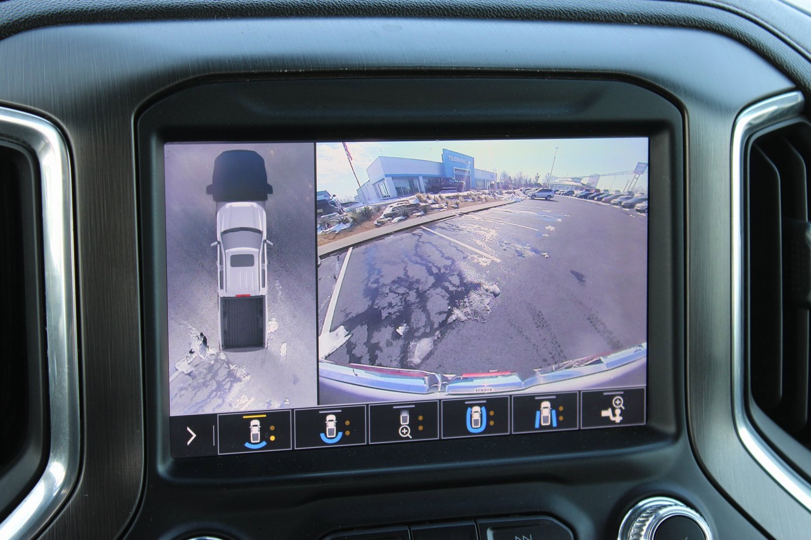 Used 2019 GMC Sierra 1500 AT4 w/ AT4 Premium Package image 18