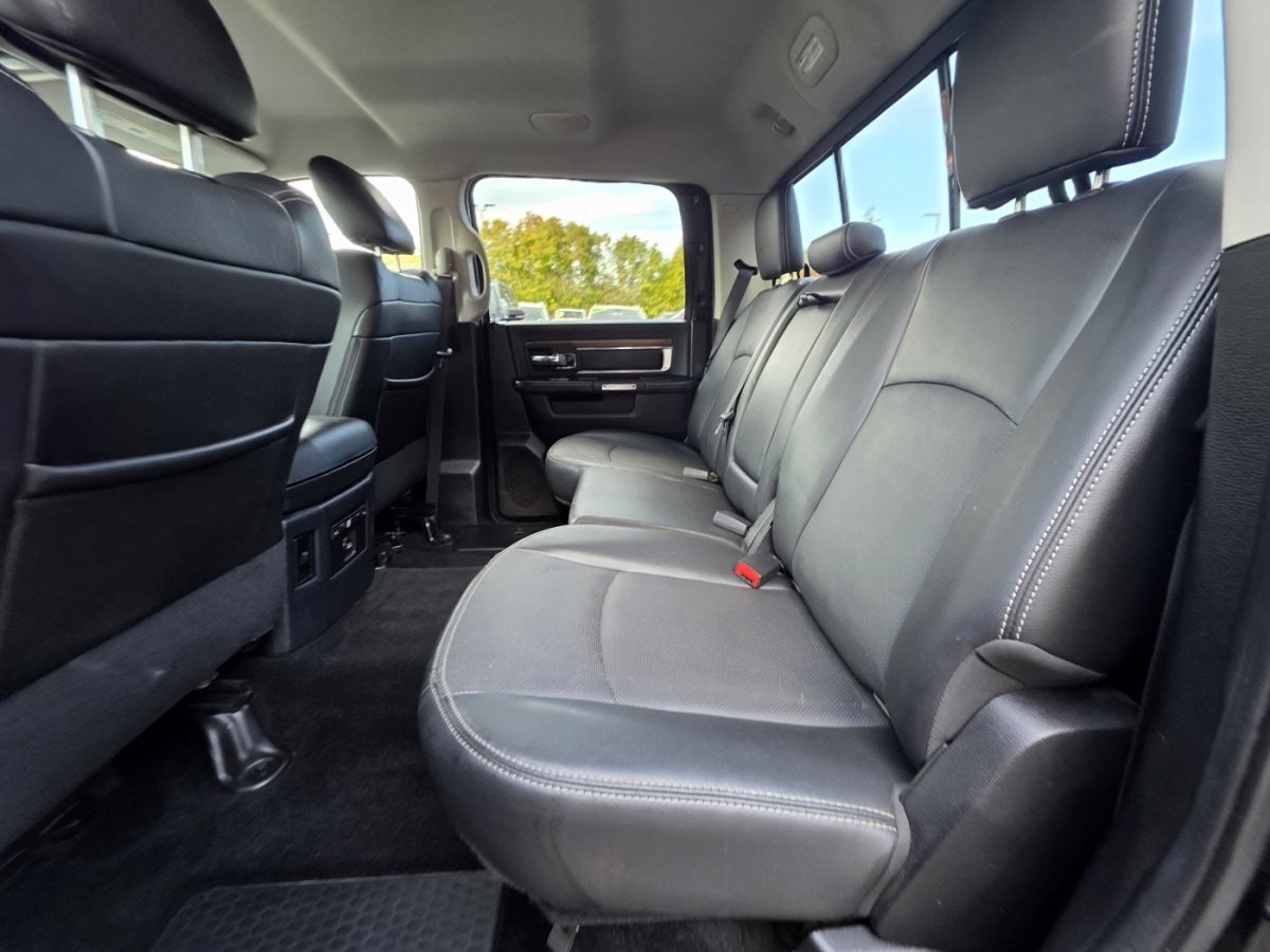 Used 2014 RAM 1500 Laramie AWD/4WD image 16