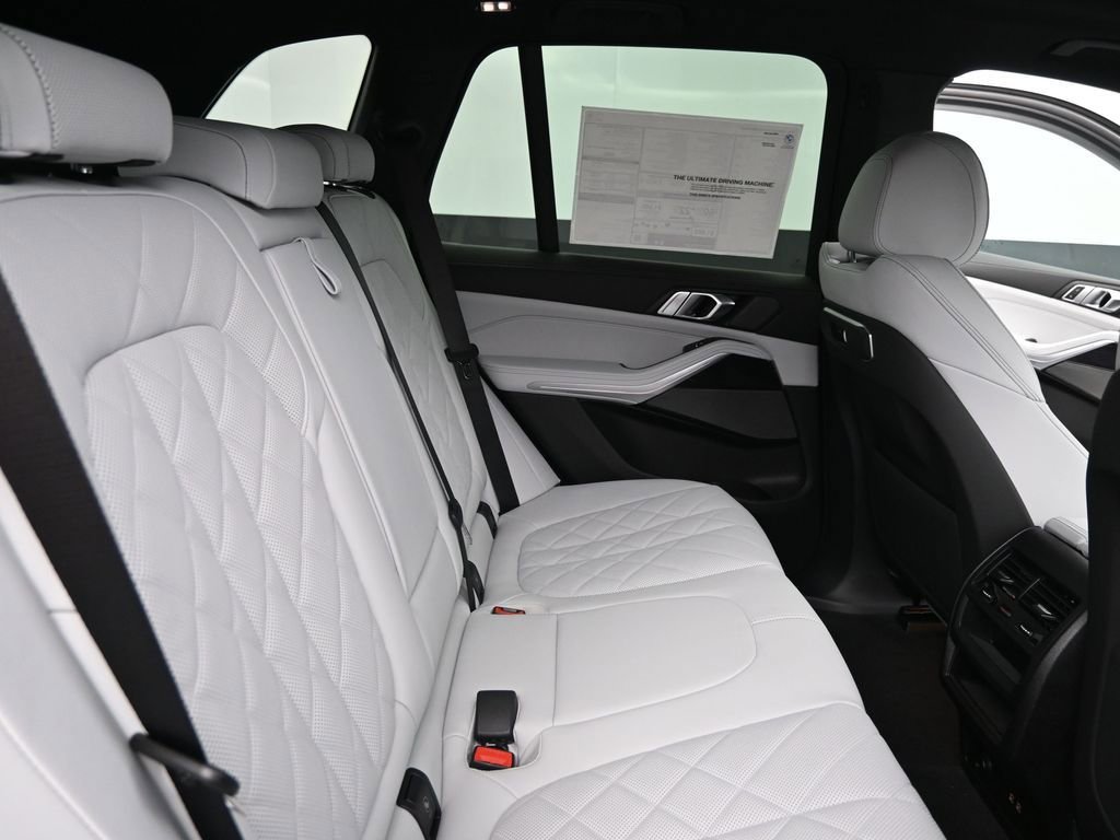 New 2026 BMW X5 xDrive50e AWD/4WD image 25