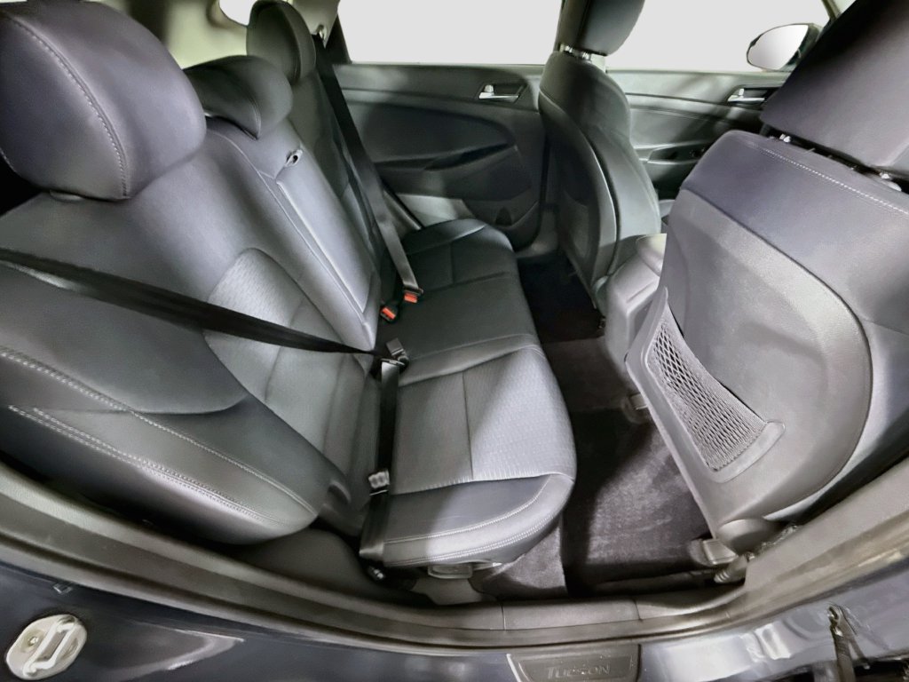 Used 2020 Hyundai Tucson SE w/ Cargo Package FWD image 27