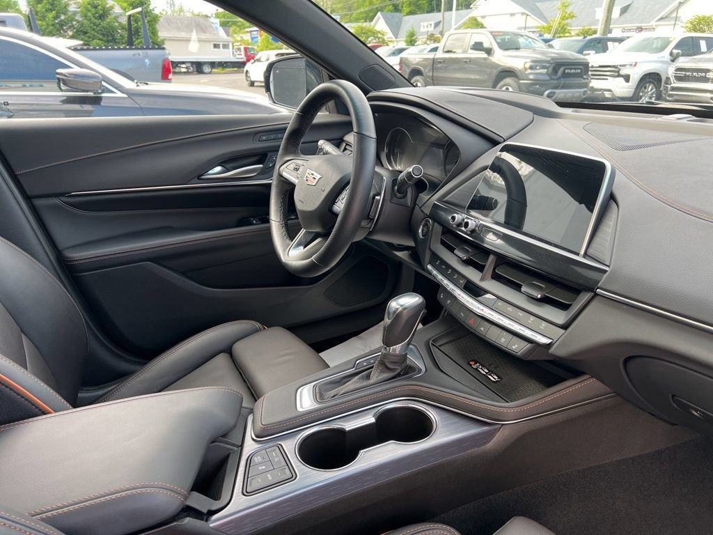 Used 2025 Cadillac CT4 Sport w/ Climate Package AWD/4WD image 43