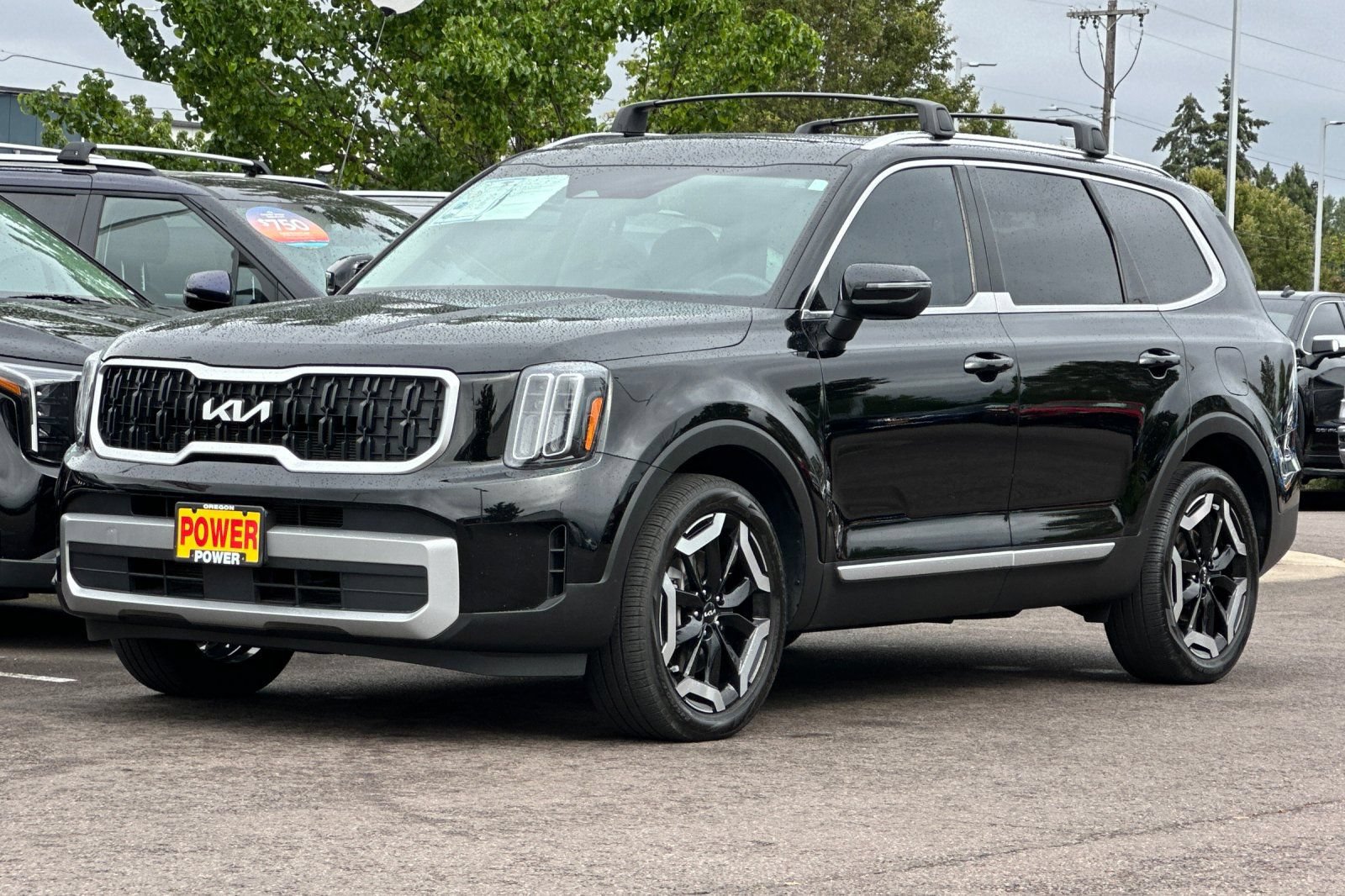 Certified 2023 Kia Telluride EX w/ EX Captain's Chair Package FWD image 8