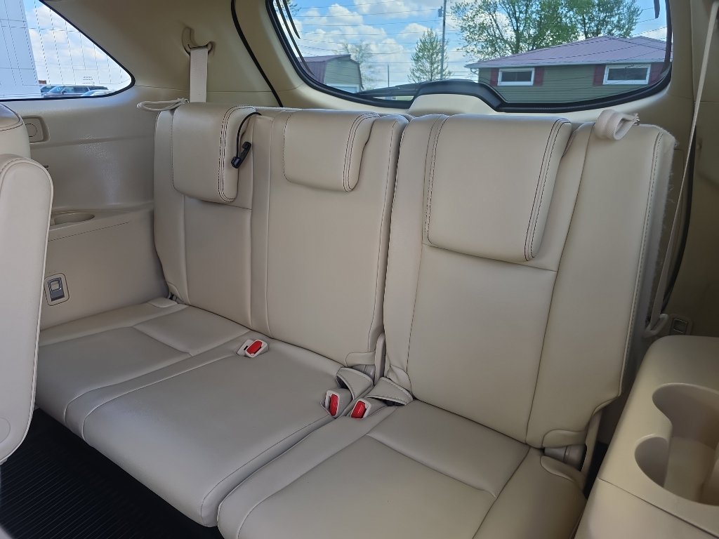 Used 2016 Toyota Highlander Limited w/ Driver Technology Package AWD/4WD image 21