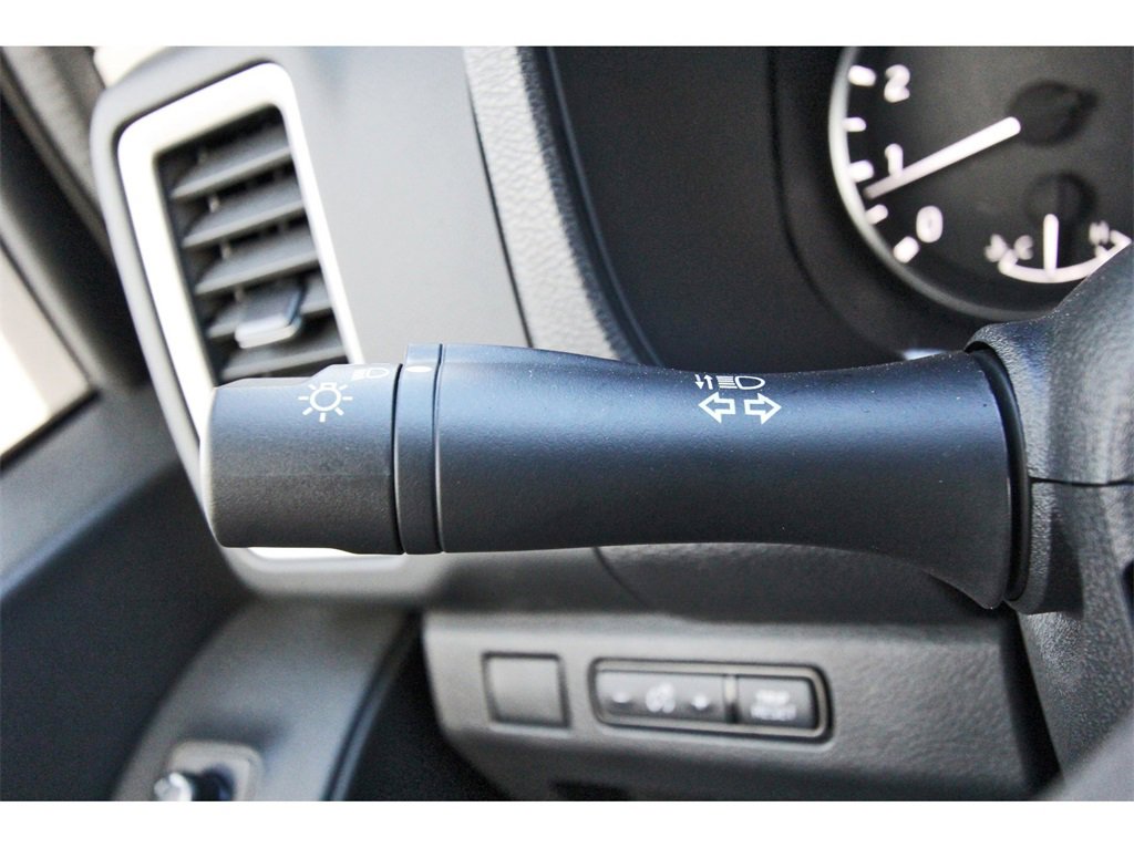 Certified 2024 Nissan Frontier SV image 15