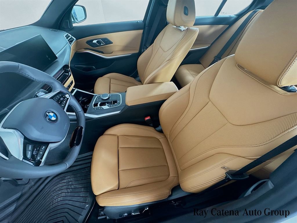 Used 2025 BMW 330i xDrive Sedan w/ Convenience Package image 21