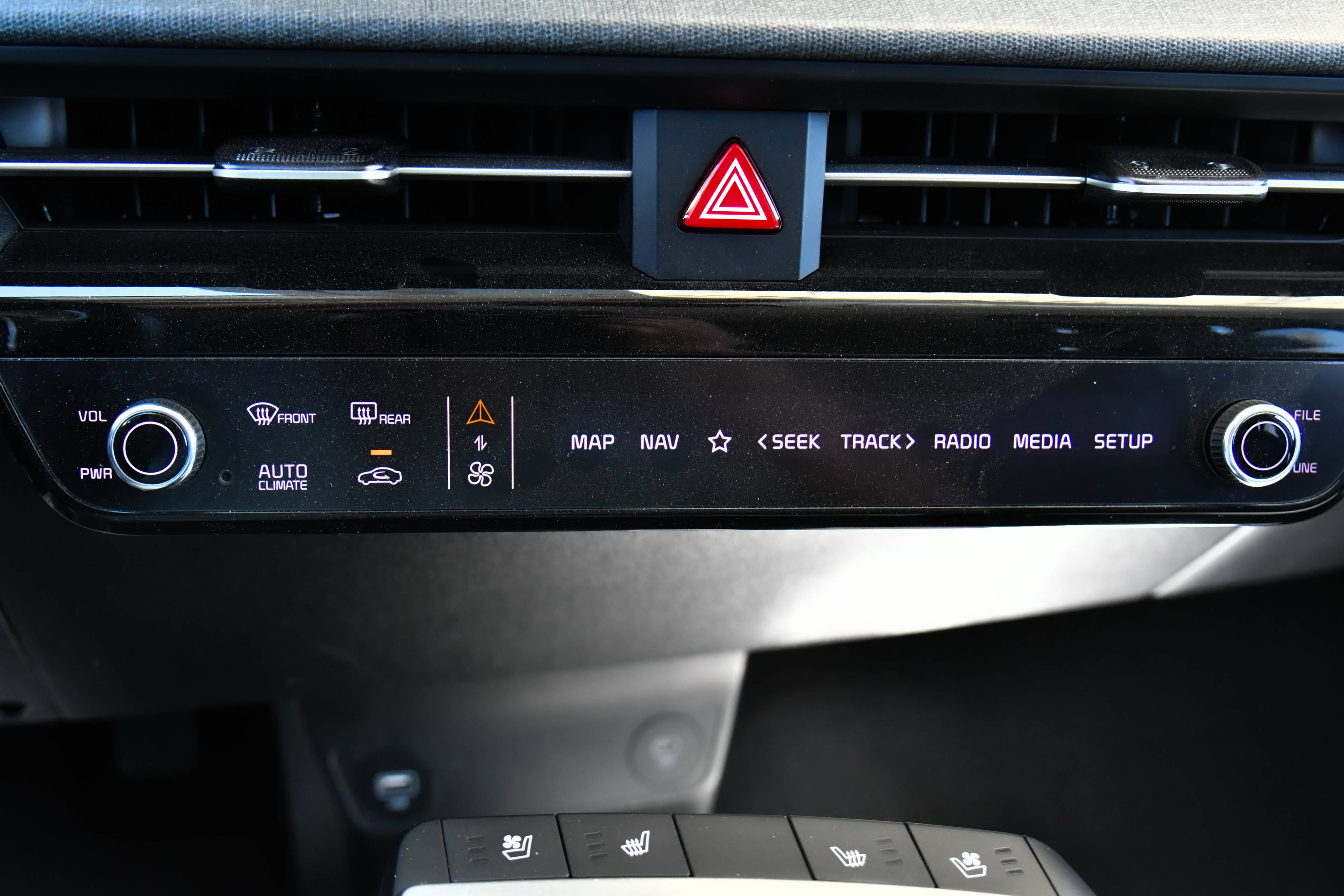 Used 2023 Kia EV6 Wind w/ Wind Technology Package RWD image 32