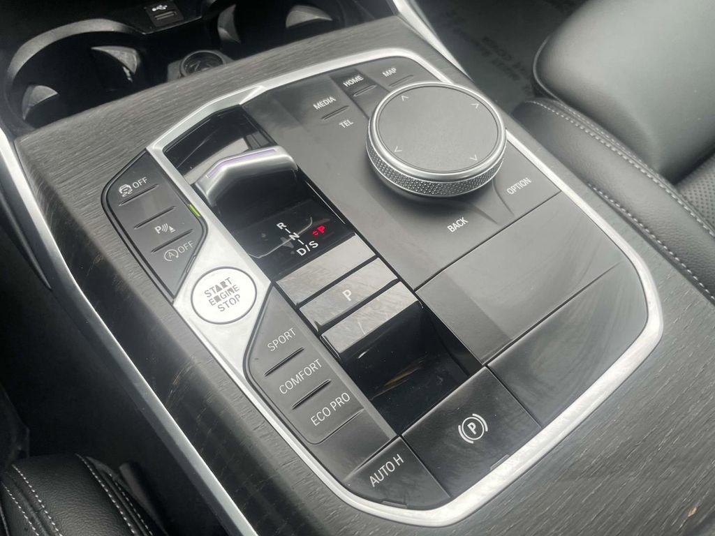 Used 2023 BMW 330i xDrive Sedan w/ Driving Assistance Package image 37