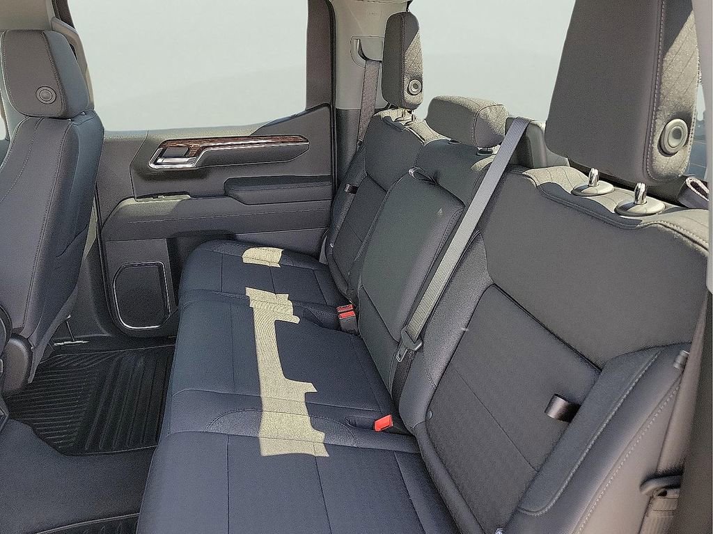 New 2026 GMC Sierra 1500 Elevation image 13
