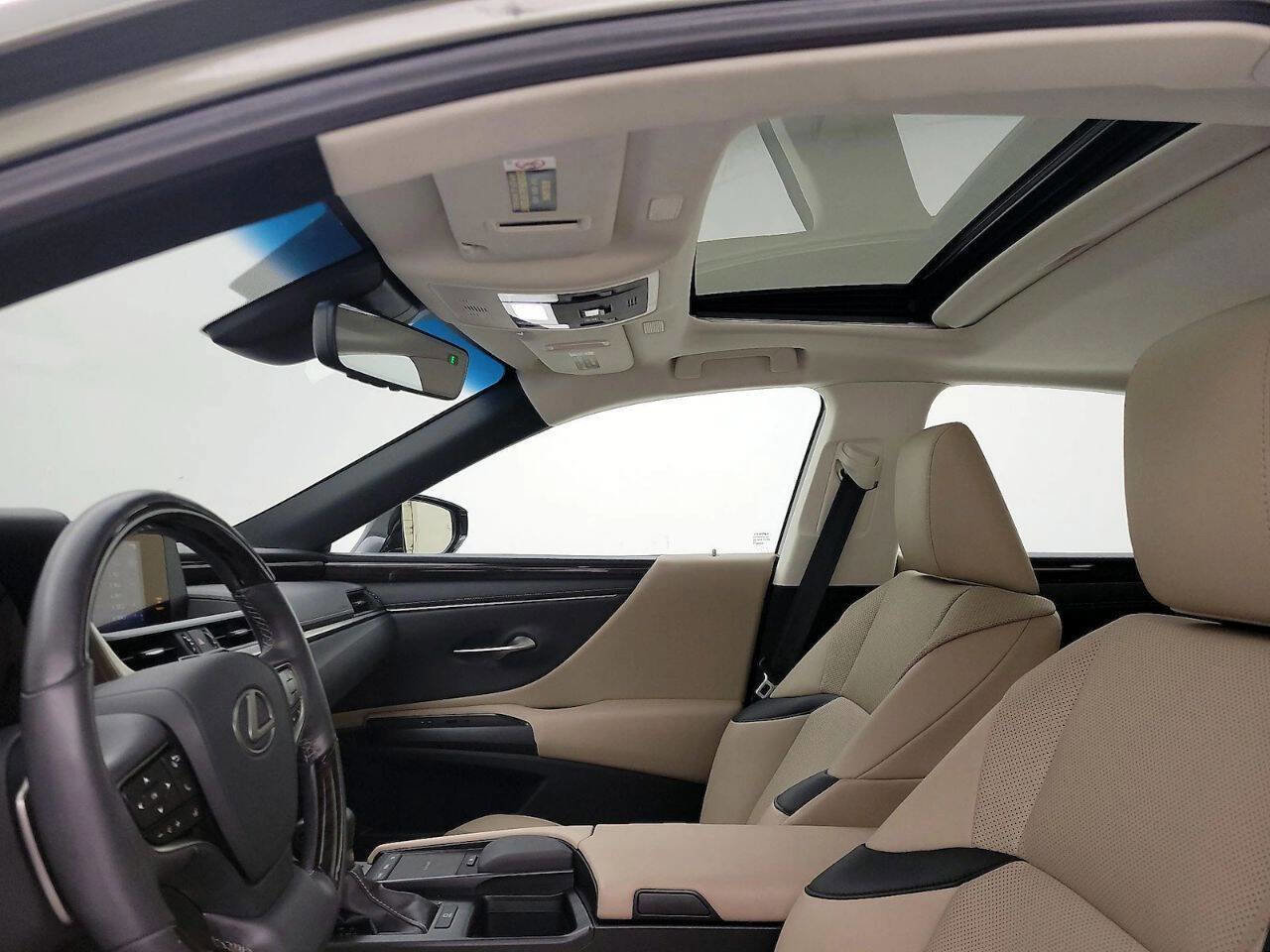 Used 2019 Lexus ES 350 w/ Premium Package image 9