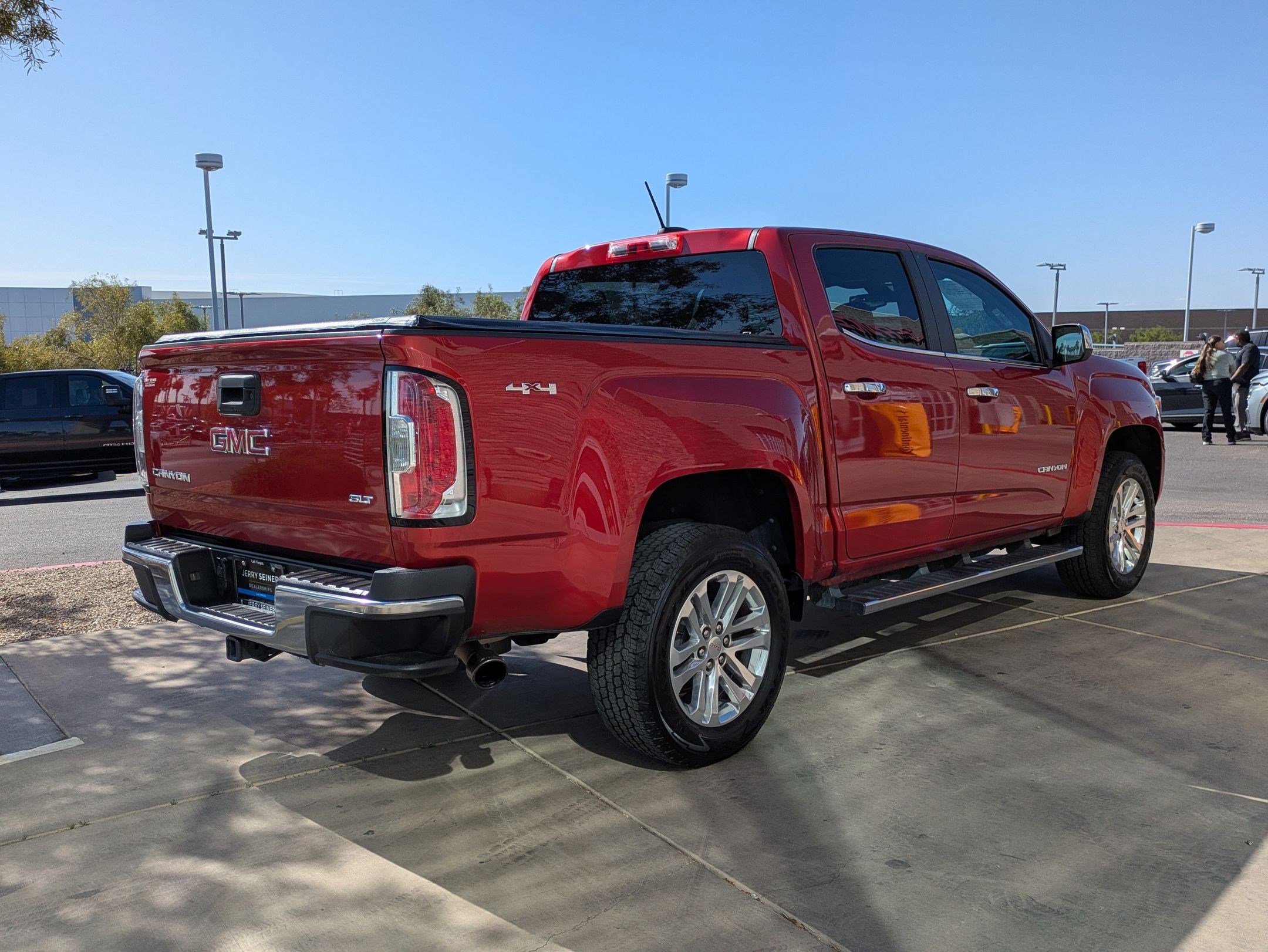 Certified 2015 GMC Canyon SLT w/ Driver Alert Package AWD/4WD image 5