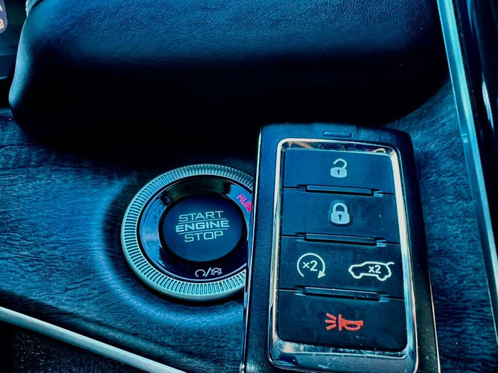 Used 2022 Jeep Grand Cherokee Limited 4xe w/ Luxury Tech Group II image 25