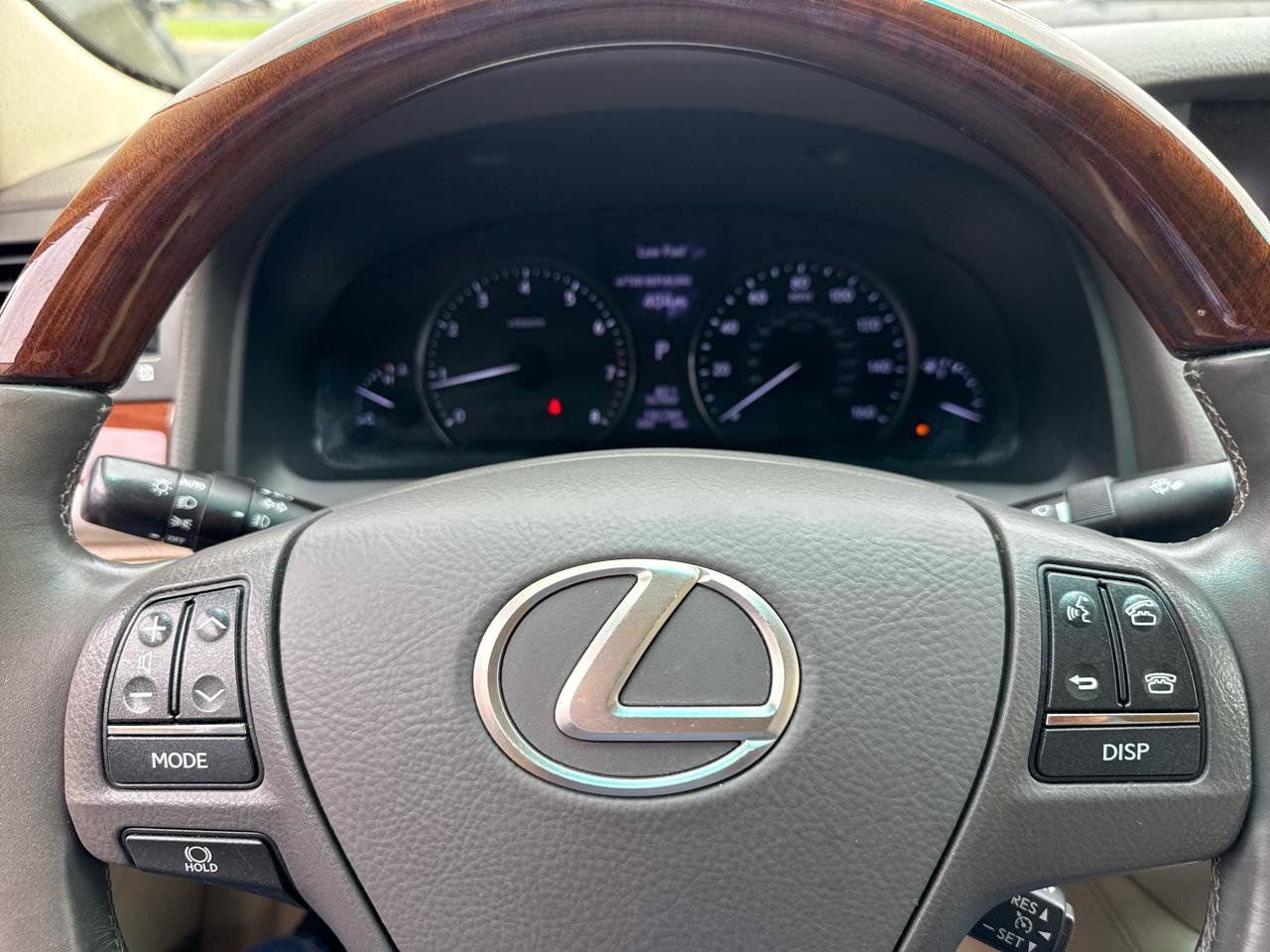 Used 2013 Lexus LS 460 w/ Comfort Pkg RWD image 26