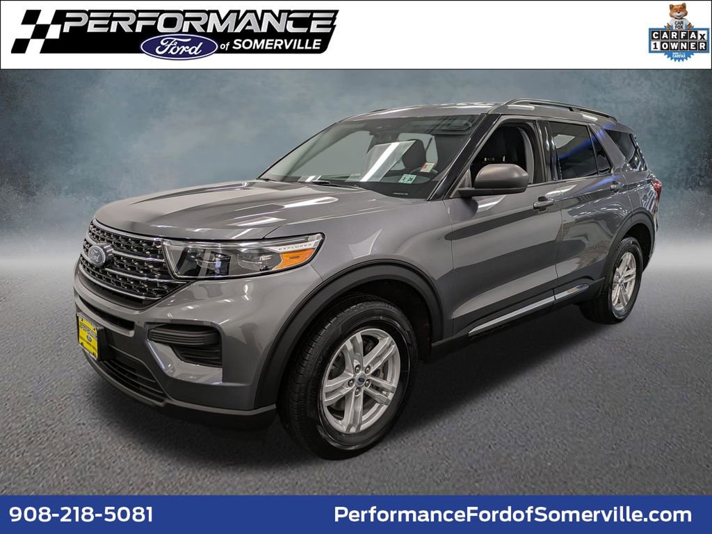 Used 2022 Ford Explorer XLT image 1