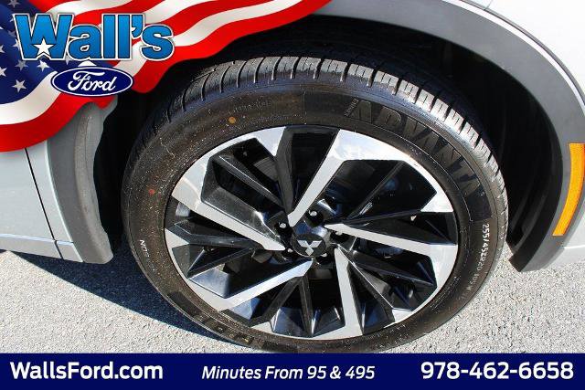 Used 2022 Mitsubishi Outlander SEL image 5