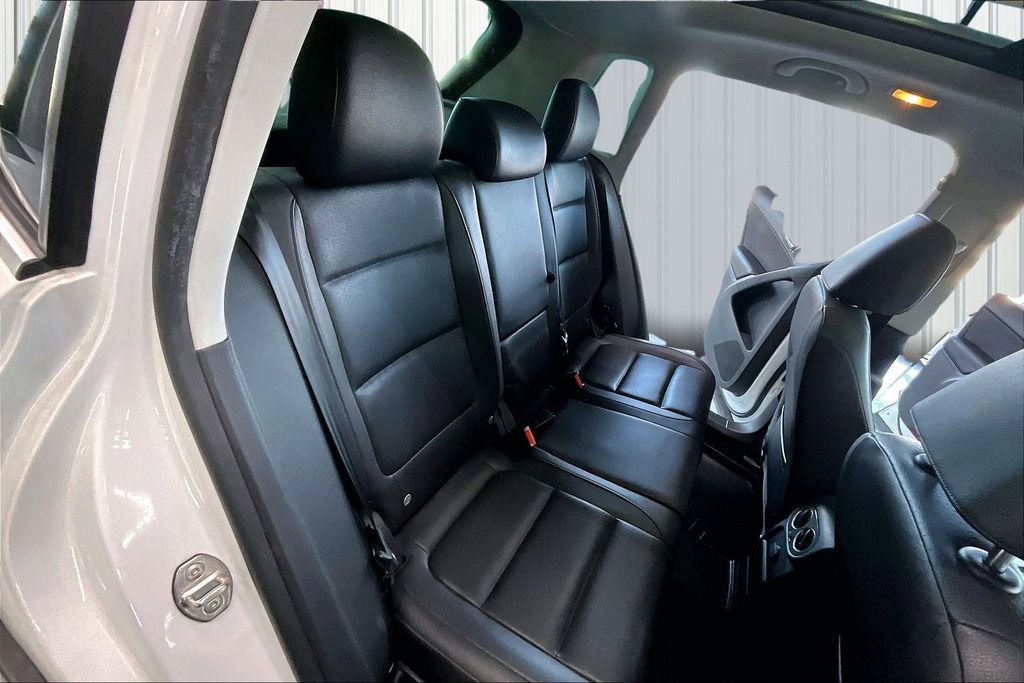 Used 2017 Volkswagen Tiguan Wolfsburg Edition image 27