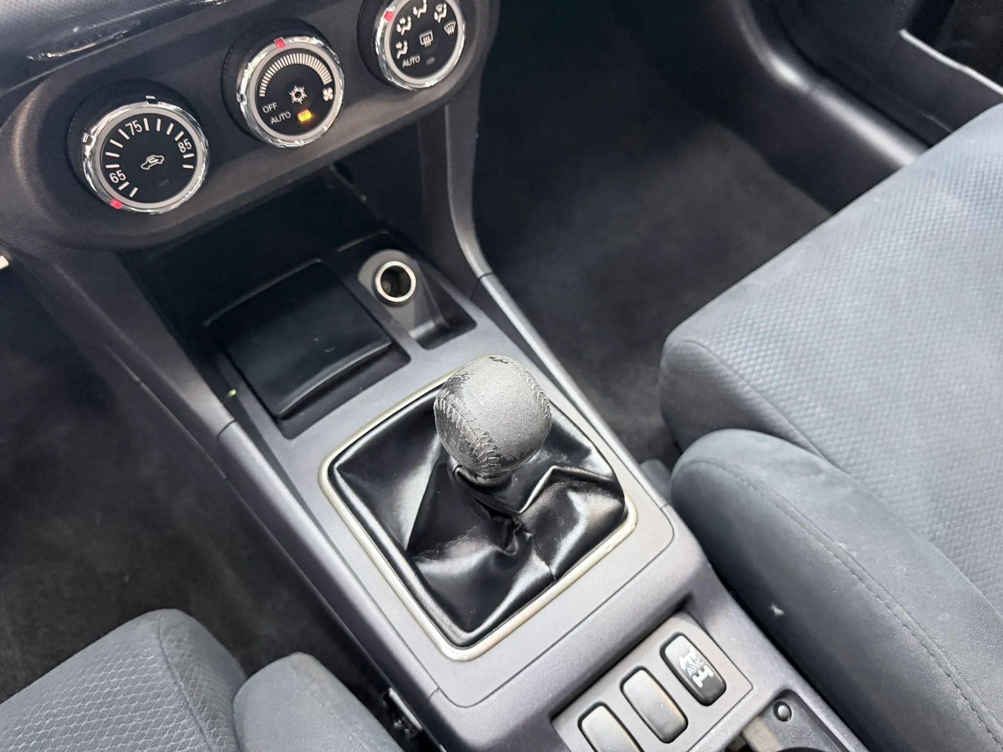 Used 2011 Mitsubishi Lancer Evolution GSR image 16