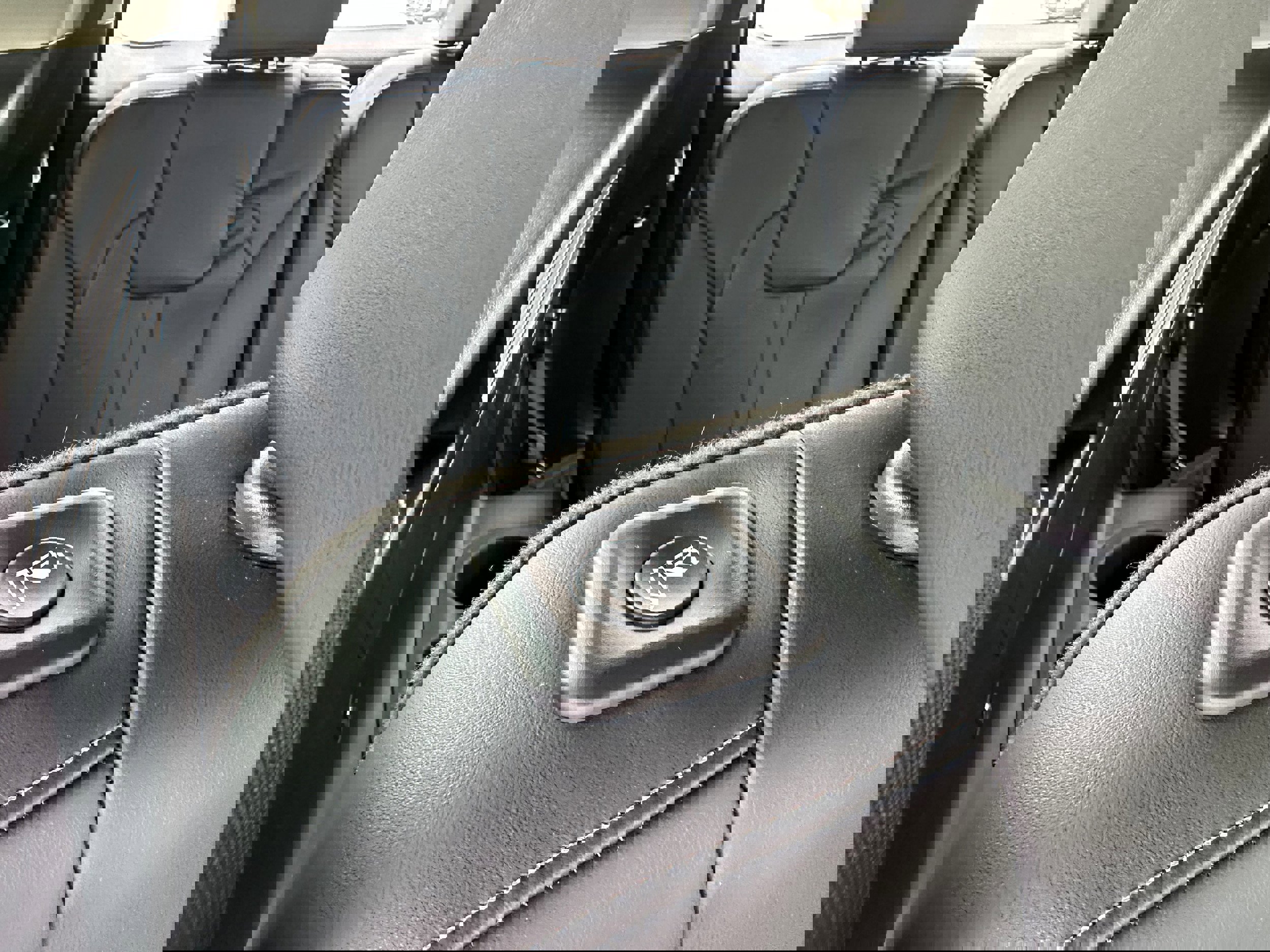 Used 2025 Kia Sorento EX image 24