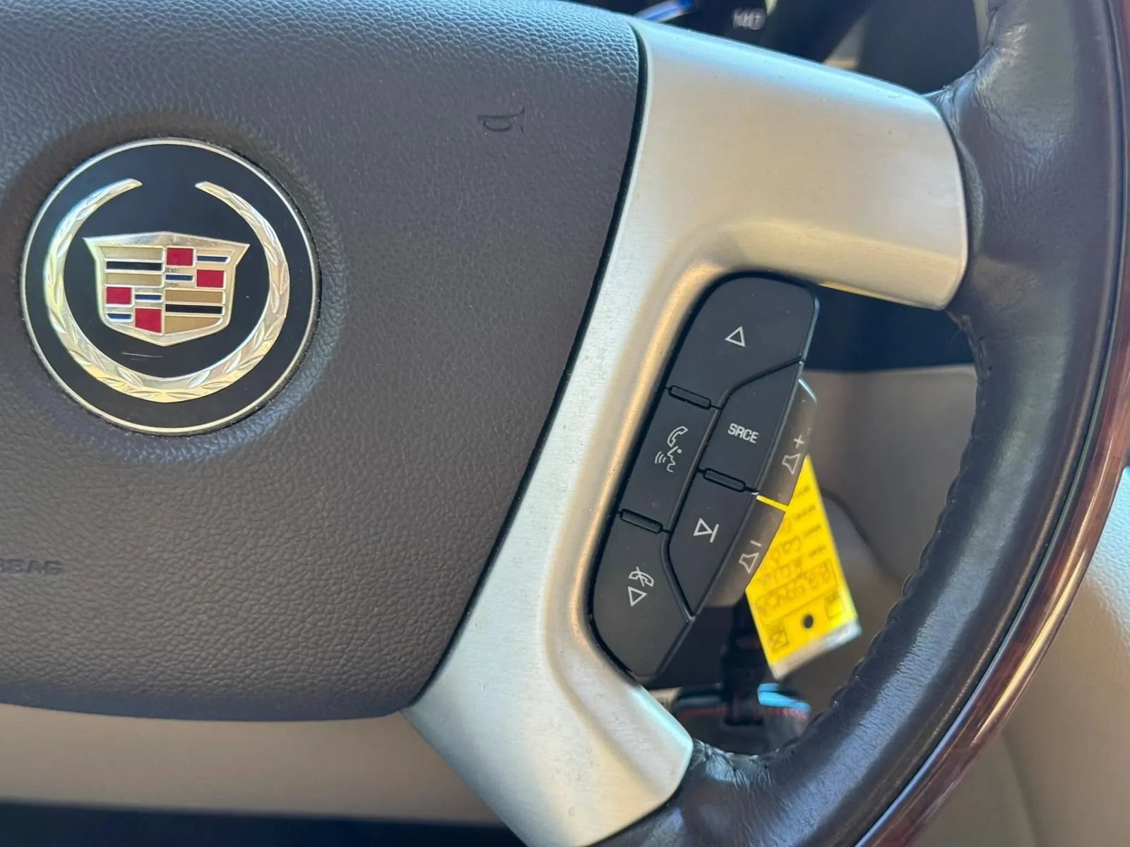 Used 2012 Cadillac Escalade Premium AWD/4WD image 31