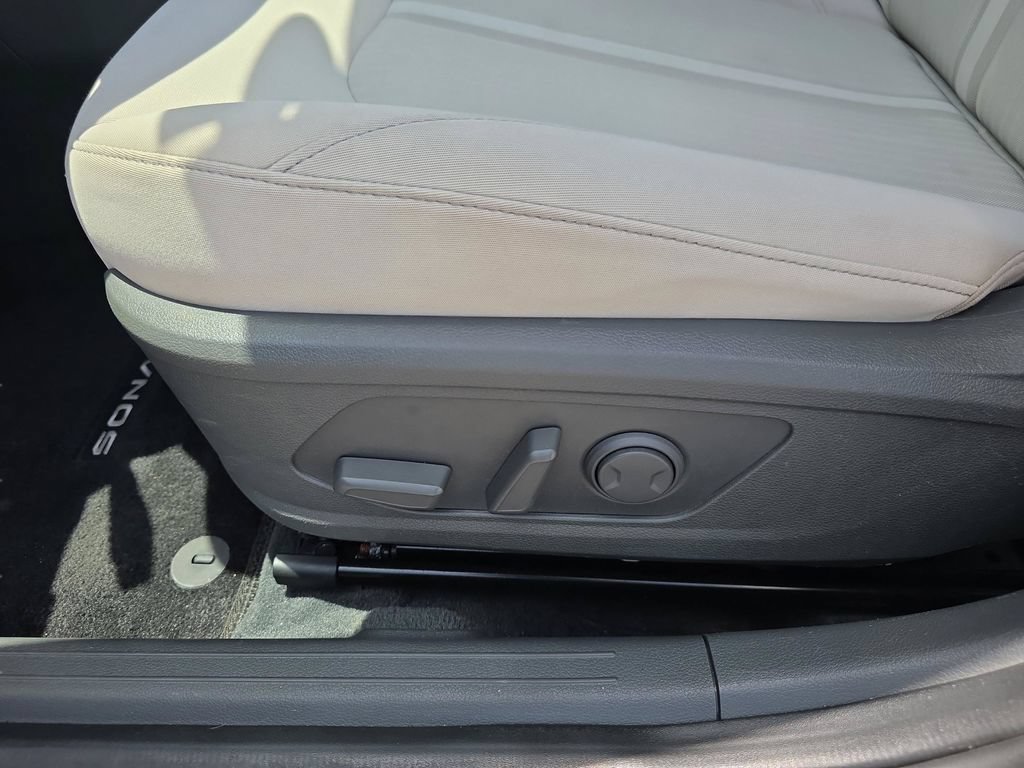 Used 2022 Hyundai Sonata SEL FWD image 12