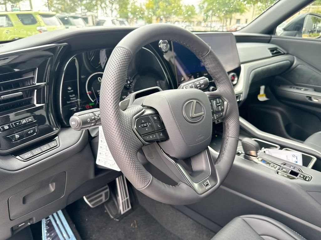 New 2026 Lexus TX 500h AWD w/ Technology Package image 20