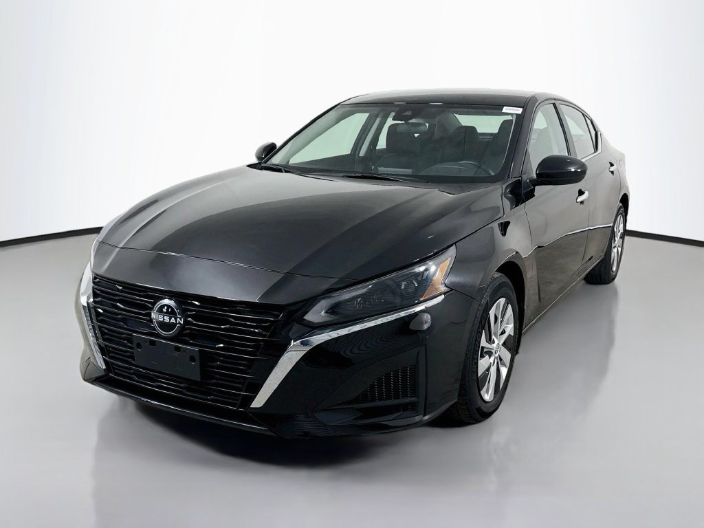 Used 2023 Nissan Altima 2.5 S FWD image 4