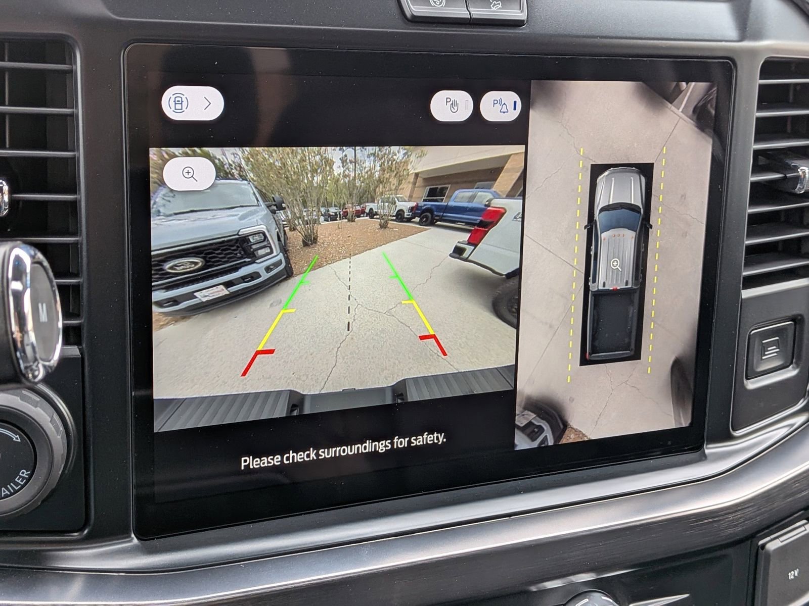 Certified 2026 Ford F250 Lariat w/ Black Appearance Package image 13