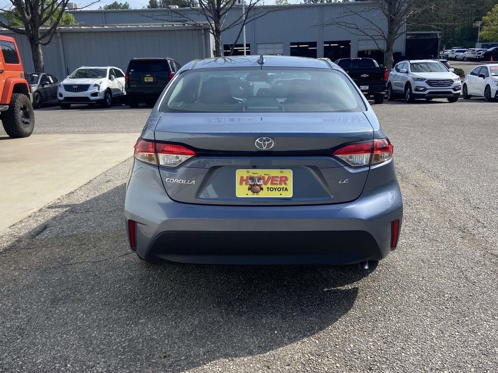 Used 2025 Toyota Corolla LE image 3