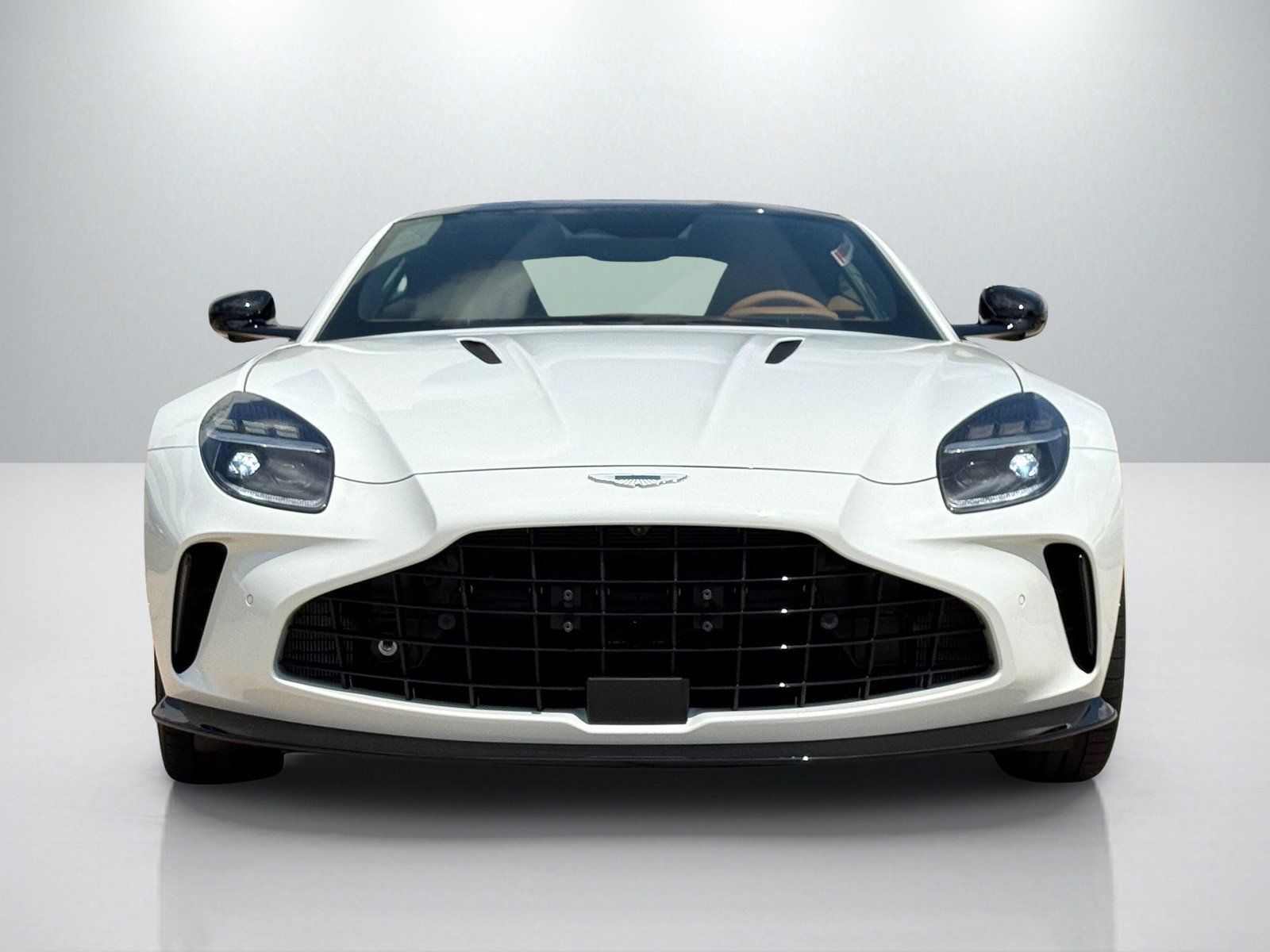 New 2025 Aston Martin V8 Vantage Coupe image 10