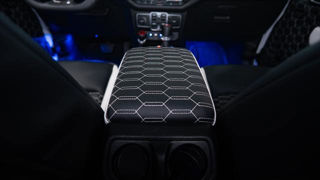 Used 2025 Jeep Gladiator Sport AWD/4WD image 45