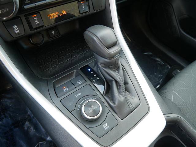 Certified 2020 Toyota RAV4 XLE image 19