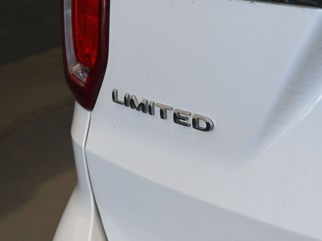 Used 2017 Ford Explorer Limited w/ Equipment Group 301A image 12