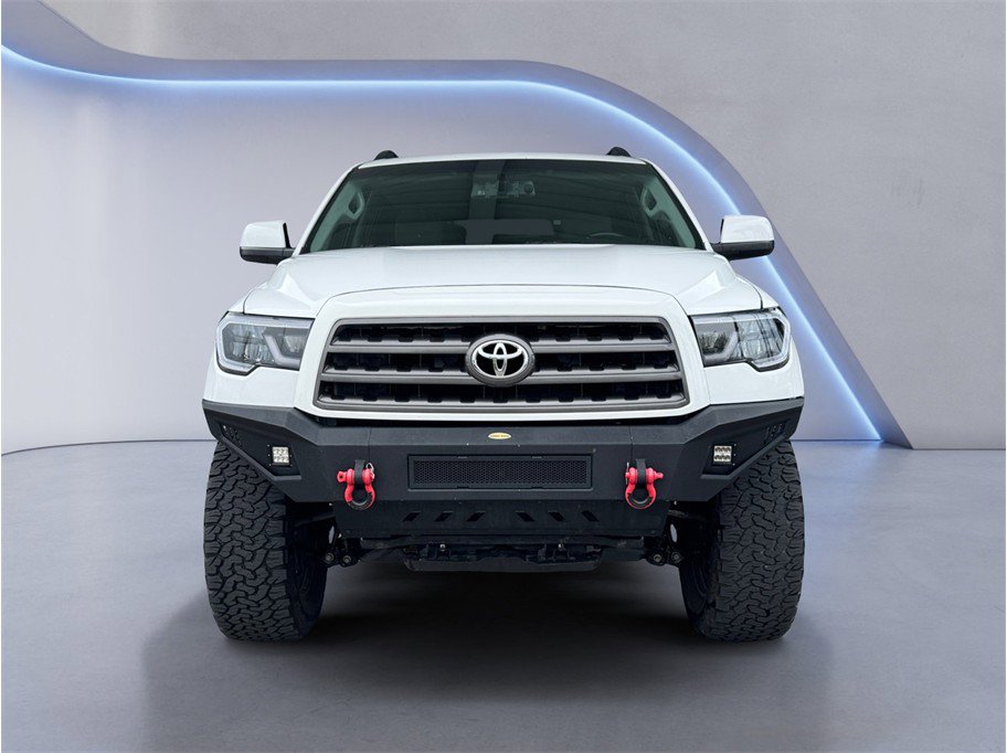 Used 2016 Toyota Sequoia SR5 AWD/4WD image 2